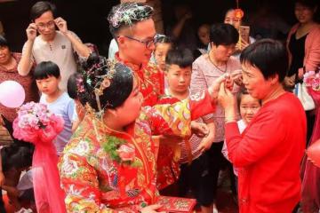 懷上孩子婆婆讓我去領養個男孩,我不同意,孩子生下後婆婆打臉了