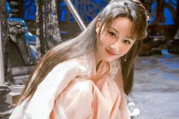 90後頂流小花，被稱為「人間滅火器」的楊紫為何離開前東家？