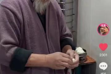 67歲李琦清晨在包子鋪操勞!老來瘦手浮腫,糖尿病纏身仍酒肉不斷