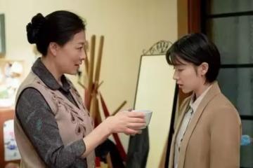 「你小姑子坐月子,你剛守完孝,回家不吉利」「我的房,你們滾」