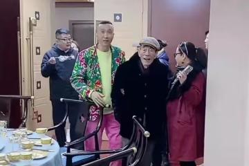 90歲楊少華近況堪憂，表情呆滯說話合不上嘴，瘦到爆青筋要人攙扶