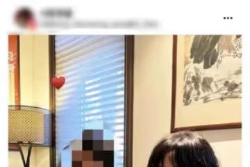 53歲王菲曝近況!面色紅潤皮膚緊緻嫩出水,與男子並肩合影顯親密