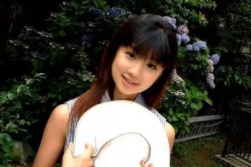 日本38歲童顏女神小倉優子，節目中首次談及丈夫出走往事