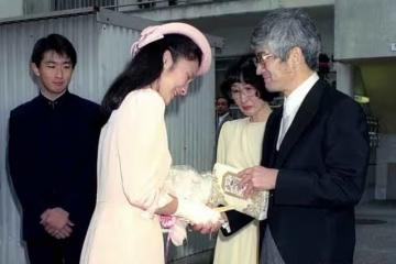 紀子妃弟弟川島舟在父親喪期迎娶銀座陪酒女,宮內廳表示不滿