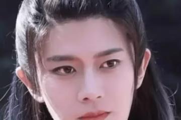 《與君初相識》導演：任嘉倫沒有不敬業 穿肌肉衣是為了讓造型比例更好