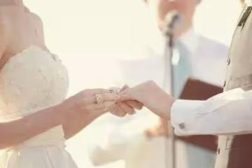 媽照顧俺月子老公分文沒給，婆婆來帶七天女兒，卻要俺五千辛苦費