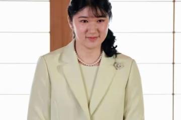 愛子公主記者會花絮,雅子皇后幫她梳發,旁觀女兒整場表現