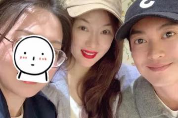 霍思燕與杜江逛商場被偶遇，塗大紅唇仍難掩疲憊，與男方同框顯老