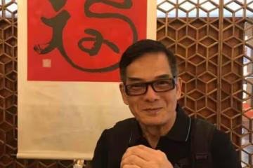 67歲TVB綠葉王直播間賣女性用品，網民問及體驗感，本人面露難色