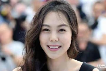 男神收割機？金敏喜：痛甩李洙赫和趙寅成，愛上大22歲的已婚導演