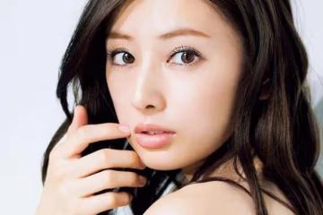 北川景子家世不簡單,爺爺是名醫,父親是三菱董事,弟弟是漫畫家