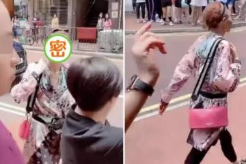 56歲張曼玉街頭被偶遇,打扮新潮時尚,但面部消瘦顯老態,禿眉駝背超憔悴,網:怎麼老成這樣