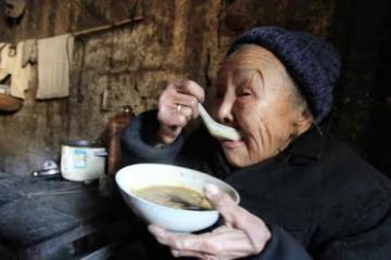 200萬賠償款為什麼全給弟弟？父母：女兒是賠錢貨沒資格分錢