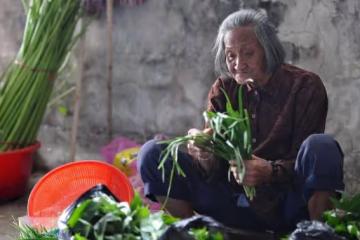 85歲老人哭訴：人活太久不是福，反而遭罪