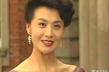 和「康熙」上演一段父女戀，為腹中孩子拒絕治癌，在41歲驟然離世