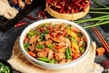 麻辣鮮香，口感豐富的辣椒小炒肉，挑動你的味蕾