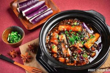 魚香茄子，口感滑嫩，味道濃郁，給你帶來舌尖上的享受