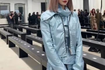 沈夢辰巴黎時裝秀現身,粉色頭髮引熱議:是AI美人還是黑皮辣妹?