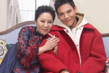 向太長發驚艷亮相，撞臉兒媳郭碧婷，網友驚呼：婆媳親如母女！