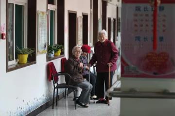 70歲老人心酸:去了養老院才明白,其中真實情況,比你想得還糟