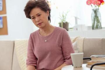 女人過了五十歲，有這四個愛好，大多無福，是苦命的開始，要警惕