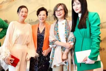 61歲叢珊單看不老,同框王馥荔就輸慘,一個滿頭白髮一個容光煥發