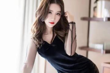 女神赴宴必備！黑絲高跟禮服，讓你秒變宴會焦點！