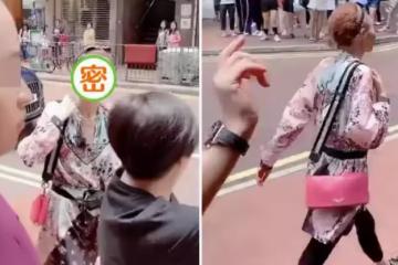 56歲張曼玉街頭被偶遇，打扮新潮時尚，但面部消瘦顯老態，禿眉駝背超憔悴，網：怎麼老成這樣！