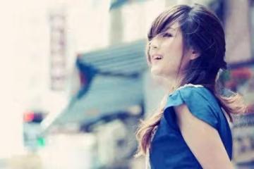 女人放不下前任,多半是以下三個原因,別不信