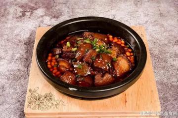 醇香入味，砂鍋紅燒肉的製作絕技