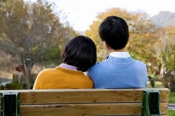 還清債務後我們三口拮据過年，初二從岳母家回來，妻子在路上哭了