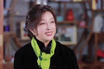 劉曉慶73歲仍似少女，自律生活揭秘，網友：這才是真凍齡女神！