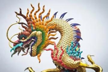 「後代最強」的4生肖女，兒子有出息，女兒有福氣，晚年就享福吧