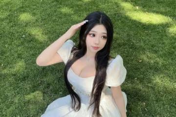 19歲38F極品尤物時尚穿搭：白色連衣裙 溫婉優雅又性感迷人