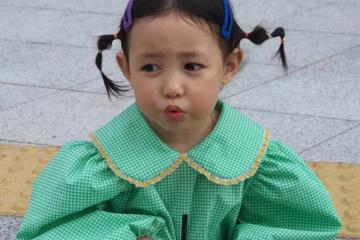 超有戲小女娃甜美天使臉蛋爆紅，曾出演韓劇近照變短髮美少女萌翻