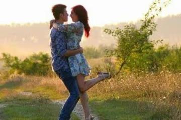 「一家人不說兩家話」得知兒媳娘家拆遷,婆婆竟逼她給小叔子買房