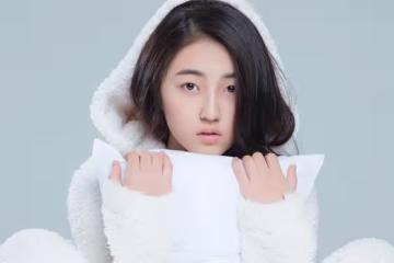 張子楓分手後投身事業，進陳凱歌劇組引熱議，網友：妹妹向前沖！