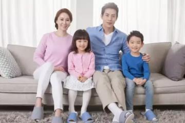 小舅子過生日消費了5萬，命令姐夫去買單，姐夫：滾，我不是你爸