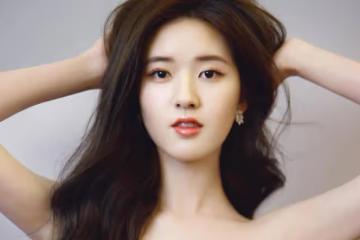 趙露思私生活揭秘：狗仔證實除了拍戲就是乾飯，事業型女藝人