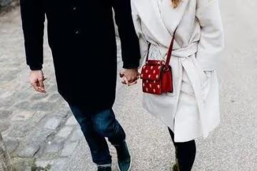 媽別怕,有我她不敢攆你:鳳凰男的自信,在妻子拿出房產證被擊碎