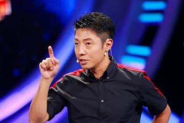 撒貝寧西安遊玩，假裝拍照給網友合照機會，貼心舉動獲網友稱讚！