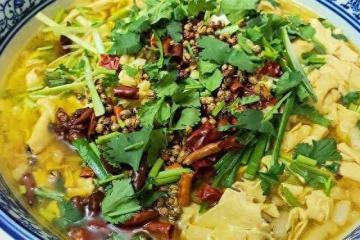 3塊錢買的干豆腐,簡單一做,香辣過癮又解饞,大人小孩都愛吃