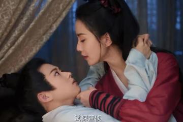 36歲趙麗穎對比43歲董潔,骨相老去和皮相老去的差距一目了然
