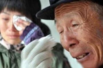 我月入八千 妯娌生雙胞胎滿月時我隨禮一萬 聽到婆媳對話我淚目