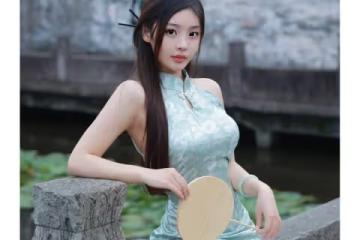 178cm 36D極品尤物穿搭:魅力淺綠色旗袍 造型驚艷眾人