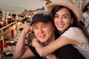 54歲張庭徹底翻身，又開始在國內「巡演」，23億資產已被解封