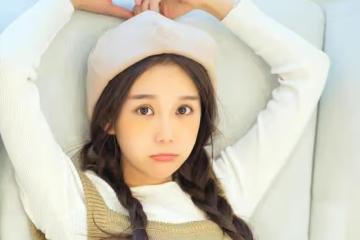大女兒已經21歲了，如今意外懷孕，44歲還能養育二胎嗎