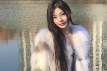 OOTD根本頂不住！36D極品尤物時尚穿搭：貂皮大衣搭配黑色抹胸 性感又迷人