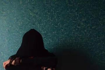 老公出軌小三後各種嫌棄原配，原配怎樣讓出軌男人主動放棄小三？