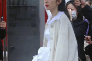 《山河令》阿湘現代裝太美了，生圖如富家小姐，休閒裝也同樣迷人